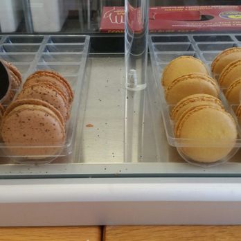 Chelles Macarons - Bakeries Near Me - Plano, Texas