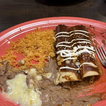Peppers Mexican Grill - Enchiladas de mole (minus one ) - Seafood Near Me - Winchester, Kentucky Peppers Mexican Grill - Enchiladas de mole (minus one ) - Seafood Near Me - Winchester, Kentucky