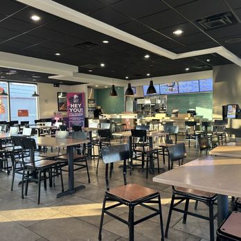Taco Bell - tables and chairs in a restaurant - Fast Food Near Me - North Charleston, South Carolina Taco Bell - tables and chairs in a restaurant - Fast Food Near Me - North Charleston, South Carolina