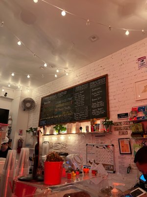 Ollie’s Ice Cream + Stuff by null