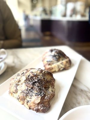 b. patisserie by null