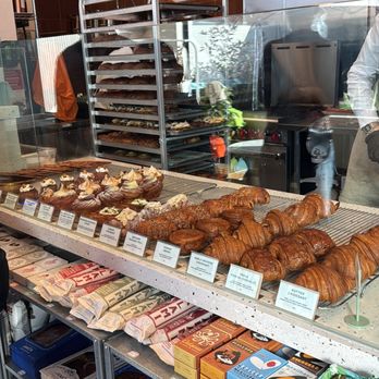Fondry - Cafes Near Me - Los Angeles, California