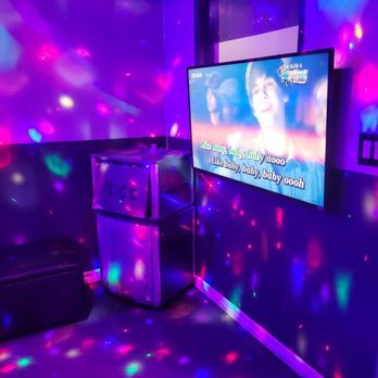 Karaoke Nice - The karaoke machine and TV - Karaoke Near Me - Garden Grove, California Karaoke Nice - The karaoke machine and TV - Karaoke Near Me - Garden Grove, California
