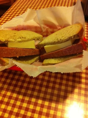 Suisse Haus Food & Spirits by null