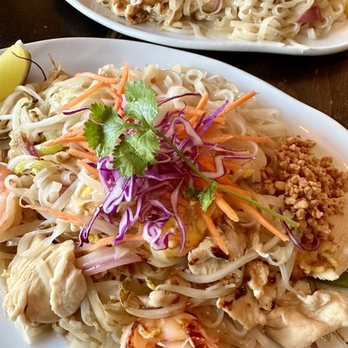 Summer Buffalo - Pad Thai - Thai Near Me - Burbank, California Summer Buffalo - Pad Thai - Thai Near Me - Burbank, California