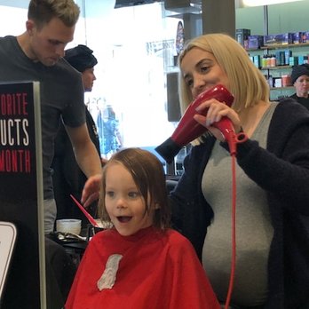 6 Salon - We love Jackie! - Hair Salons Near Me - Royal Oak, Michigan