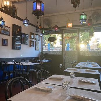 Grape Leaves Restaurant - Moroccan Near Me - Oak Park, Illinois