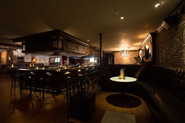 The Beverly on Main by null