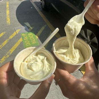 Hellenika Cultured Creamery - Lemon curd - Ice Cream & Frozen Yogurt Near Me - Seattle, Washington