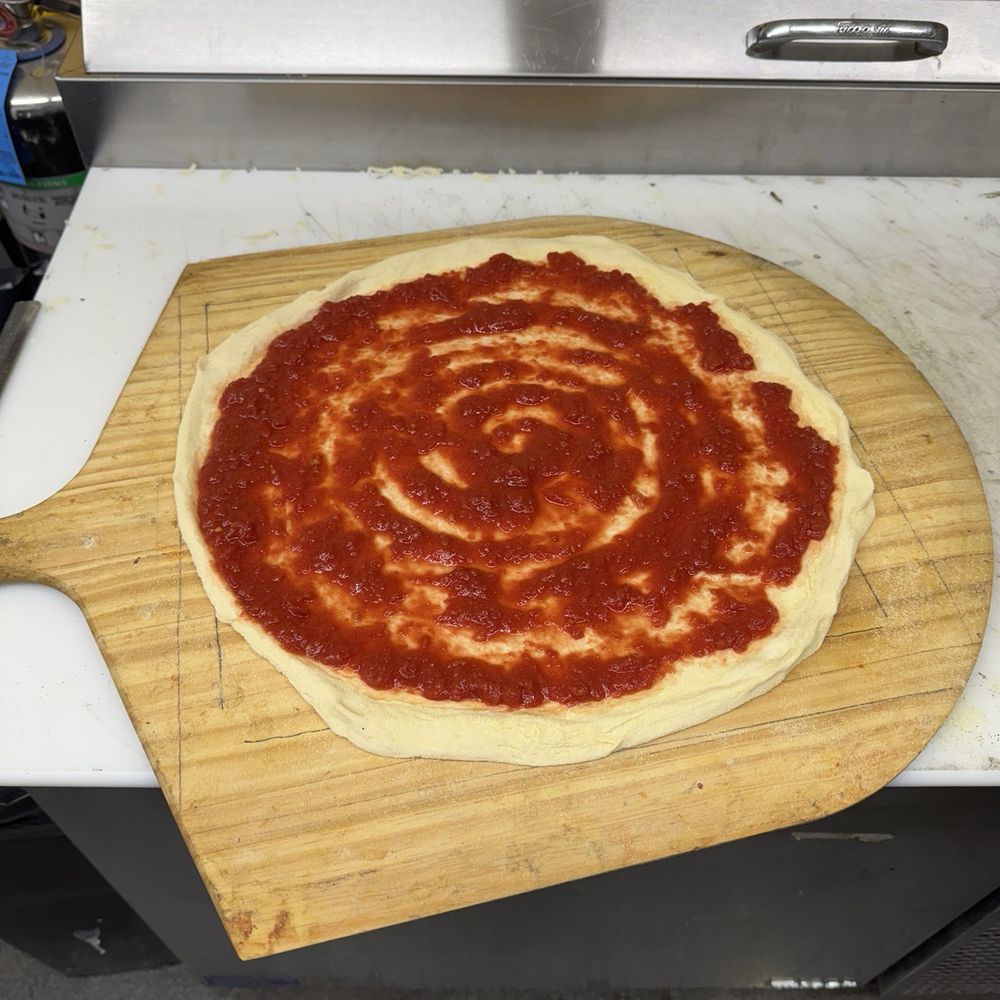 Bobby Jo’s Pizza - Pizza prep - Pizza Near Me - Columbus, Ohio Bobby Jo’s Pizza - Pizza prep - Pizza Near Me - Columbus, Ohio
