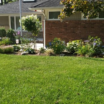 Stephens Landscaping - the front yard of a home - Landscaping Near Me - West Hempstead, New York Stephens Landscaping - the front yard of a home - Landscaping Near Me - West Hempstead, New York