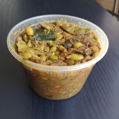 Radhe Chaat by null