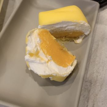 Honeymoon Dessert - Mango Pillows - Desserts Near Me - Toronto, Ontario Honeymoon Dessert - Mango Pillows - Desserts Near Me - Toronto, Ontario