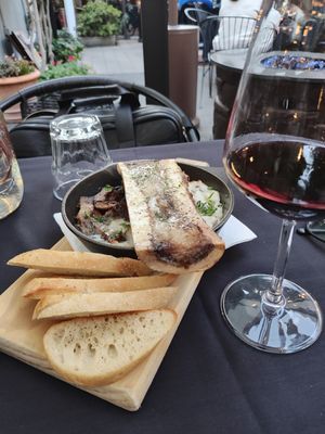 Vino Locale by null