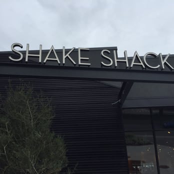 Shake Shack I-Drive - Sign on the street side. No entrance from here. - Ice Cream & Frozen Yogurt Near Me - Orlando, Florida Shake Shack I-Drive - Sign on the street side. No entrance from here. - Ice Cream & Frozen Yogurt Near Me - Orlando, Florida