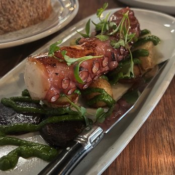 Sala Astoria - Spanish Near Me - Queens, New York Sala Astoria - Spanish Near Me - Queens, New York