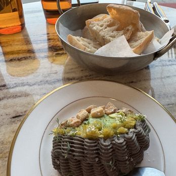 Vin Folk - Huitlacoche and Avocado Cream - Restaurants Near Me - Hermosa Beach, California Vin Folk - Huitlacoche and Avocado Cream - Restaurants Near Me - Hermosa Beach, California