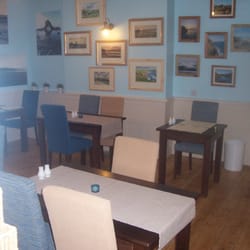 edgcumbe hotel - This  ie the brist/gallery  where one have meals