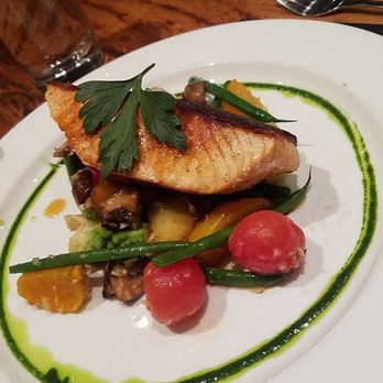 Zut On Fourth - salmon - Mediterranean Near Me - Berkeley, California
