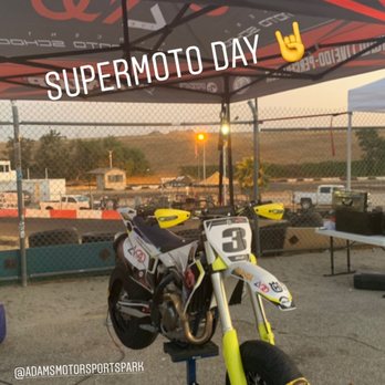 Live 100 Moto - Motorcycle Rental Near Me - Hawthorne , California Live 100 Moto - Motorcycle Rental Near Me - Hawthorne , California