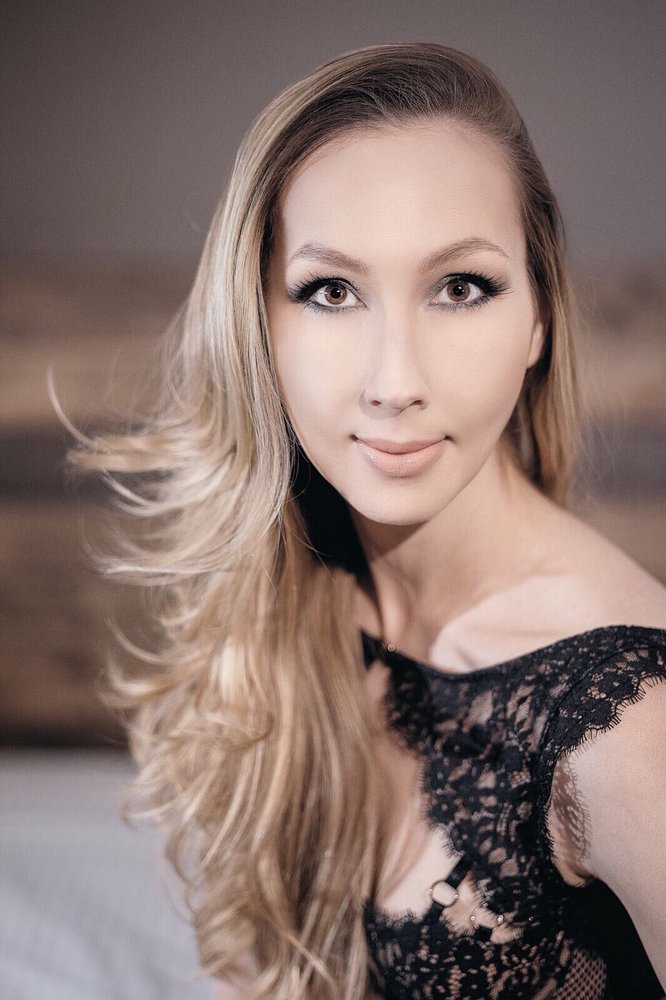 Makeup by Anna Aleksandra Logo