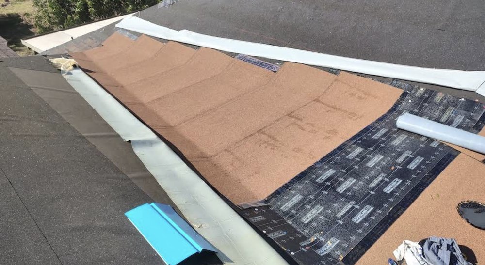 Slide of Kaiser Roofing