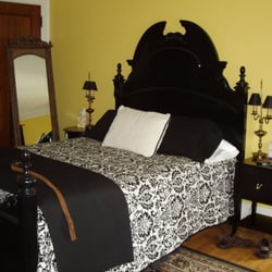 Shafer Baillie Mansion Bed & Breakfast