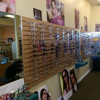 B&B Optometry - Optometrists Near Me - Corona, California