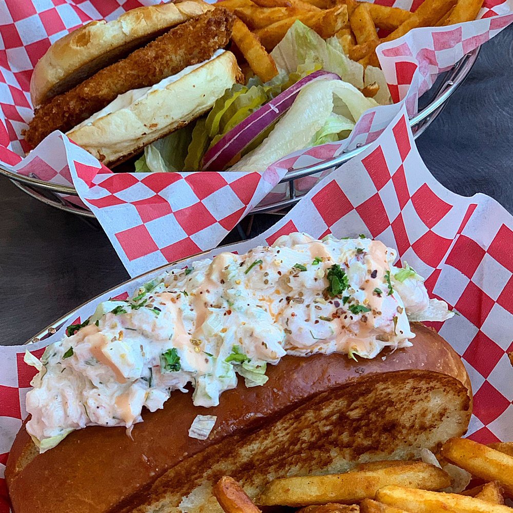 Chinook's - Dungeness Crab and shrimp roll - Seafood Near Me - Seattle, Washington