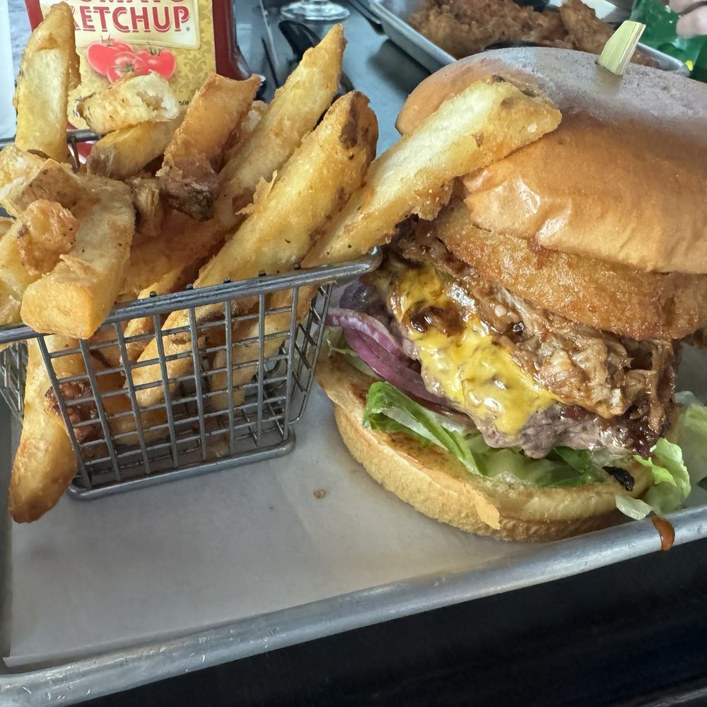 Ocean Republic Brewing - TRAPPER'S BURGER $18.99 - Brewpubs Near Me - Stuart, Florida