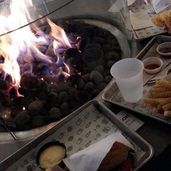 Shake Shack Century City Mall - 2nd Floor - Fast Food Near Me - Los Angeles, California
