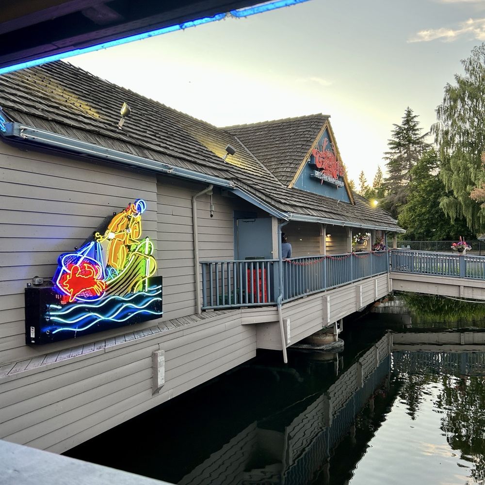 The Crab Pot Bellevue - Seafood Near Me - Bellevue, Washington The Crab Pot Bellevue - Seafood Near Me - Bellevue, Washington