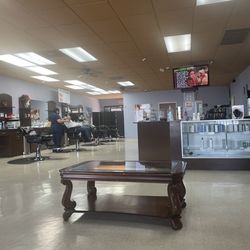 Diya Eyebrow Threading - Waiting room