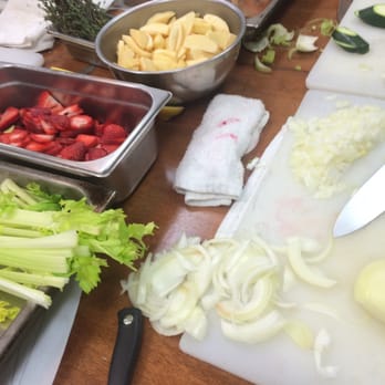 Dave's Specialty Foods - Knife skills class. - Sandwiches Near Me - Mount Prospect, Illinois Dave's Specialty Foods - Knife skills class. - Sandwiches Near Me - Mount Prospect, Illinois