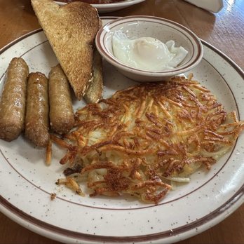 Hi Tulip Cafe - Egg plate, poached egg, hash browns, side of sausage links with wheat toast. - American Near Me - Flagler Beach, Florida Hi Tulip Cafe - Egg plate, poached egg, hash browns, side of sausage links with wheat toast. - American Near Me - Flagler Beach, Florida