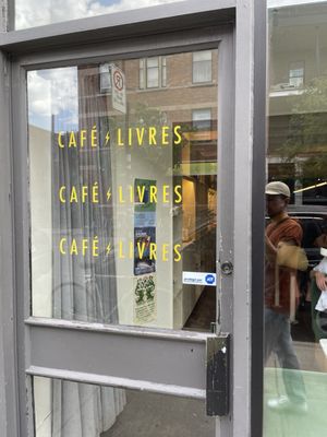 Café Éclair by null