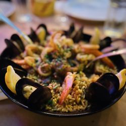 Aioli Bodega Espanola - Paella Valenciana