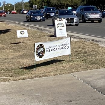 Buenos Sabores - Food Trucks Near Me - Austin, Texas