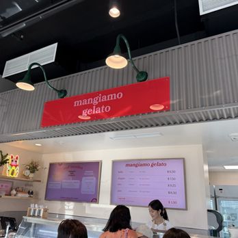 Mangiamo Gelato - Ice Cream & Frozen Yogurt Near Me - Honolulu, Hawaii
