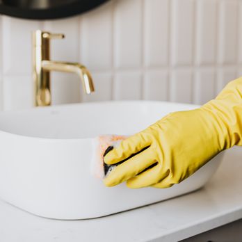 Liz House Cleaning Service's - Home Cleaning Near Me Liz House Cleaning Service's - Home Cleaning Near Me