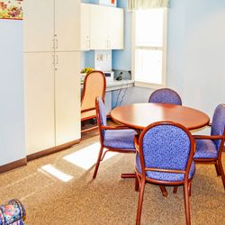 Autumn Glow Alzheimer's Care Home