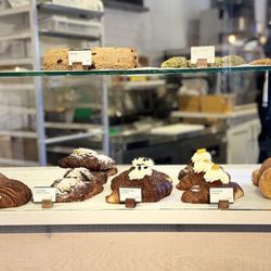Honolulu Coffee - Pastries