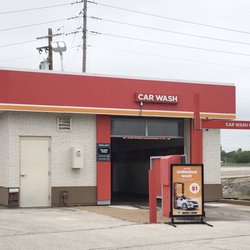 Circle K - Drive-thru car wash.