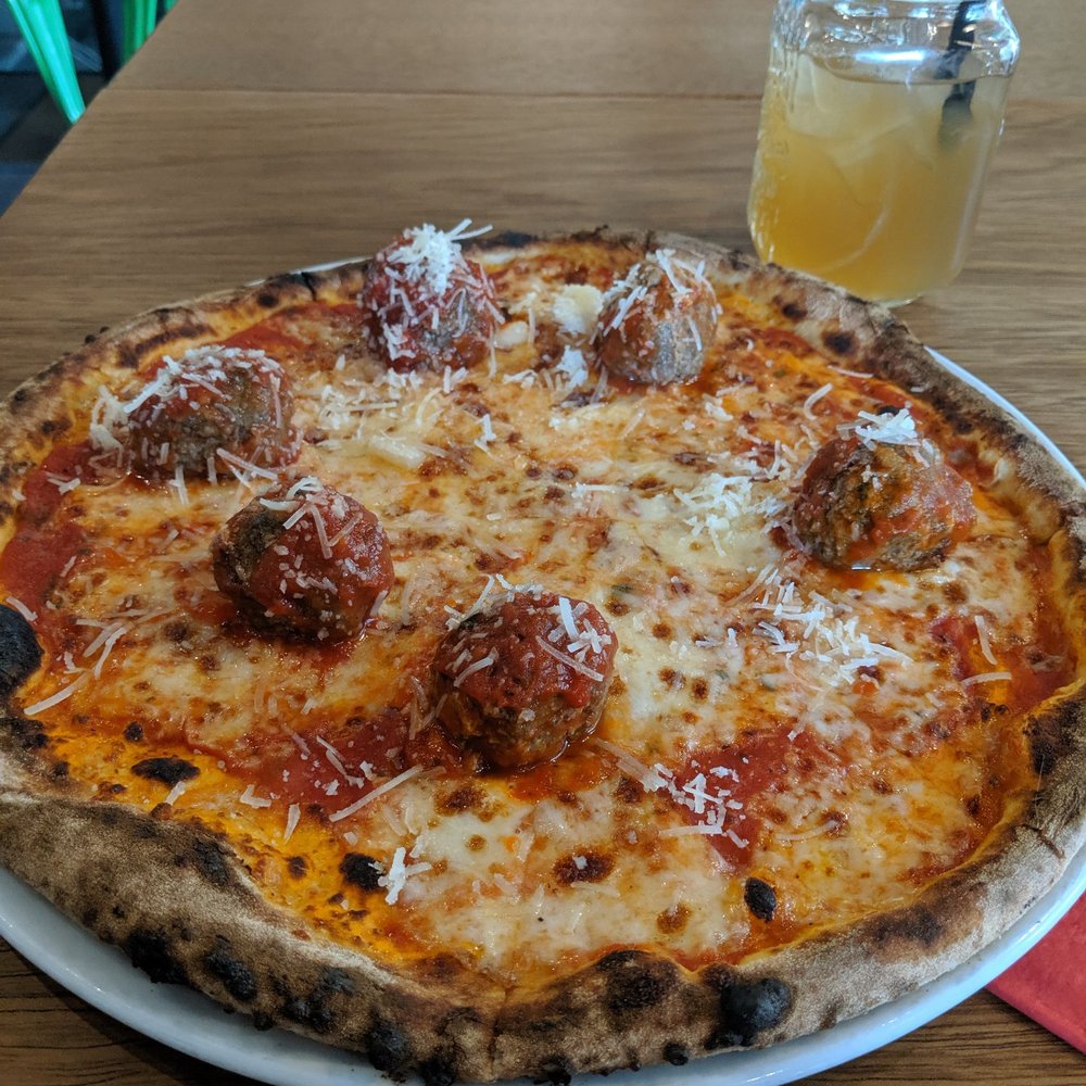 What's Pizza - Meatball Pizza - Pizza Near Me - Dusseldorf, NW
