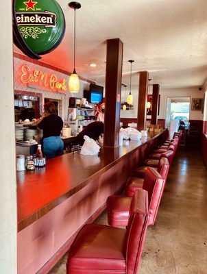 Eat'n Park Restaurant by null