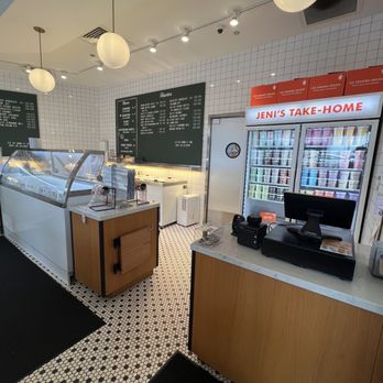Jeni's Splendid Ice Creams - Lobby - Ice Cream & Frozen Yogurt Near Me - Chicago, Illinois Jeni's Splendid Ice Creams - Lobby - Ice Cream & Frozen Yogurt Near Me - Chicago, Illinois