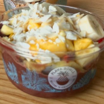 Playa Bowls - Tropical açaí bowl without granola, add mango, strawberries, kiwi, and sliced almonds - Juice Bars & Smoothies Near Me - Newington, Connecticut Playa Bowls - Tropical açaí bowl without granola, add mango, strawberries, kiwi, and sliced almonds - Juice Bars & Smoothies Near Me - Newington, Connecticut