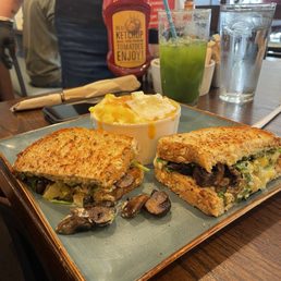Market Veggie Sandwich Market Veggie Sandwich