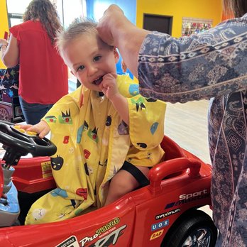 Super Kids Salon - Kids Hair Salons Near Me - Roseville, California Super Kids Salon - Kids Hair Salons Near Me - Roseville, California