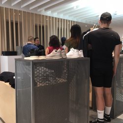 Men's 2nd floor checkout